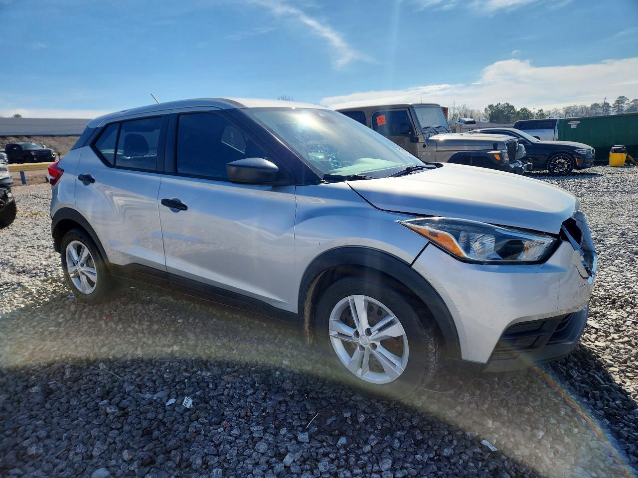 2020 Nissan Kicks S - zdjęcie 4