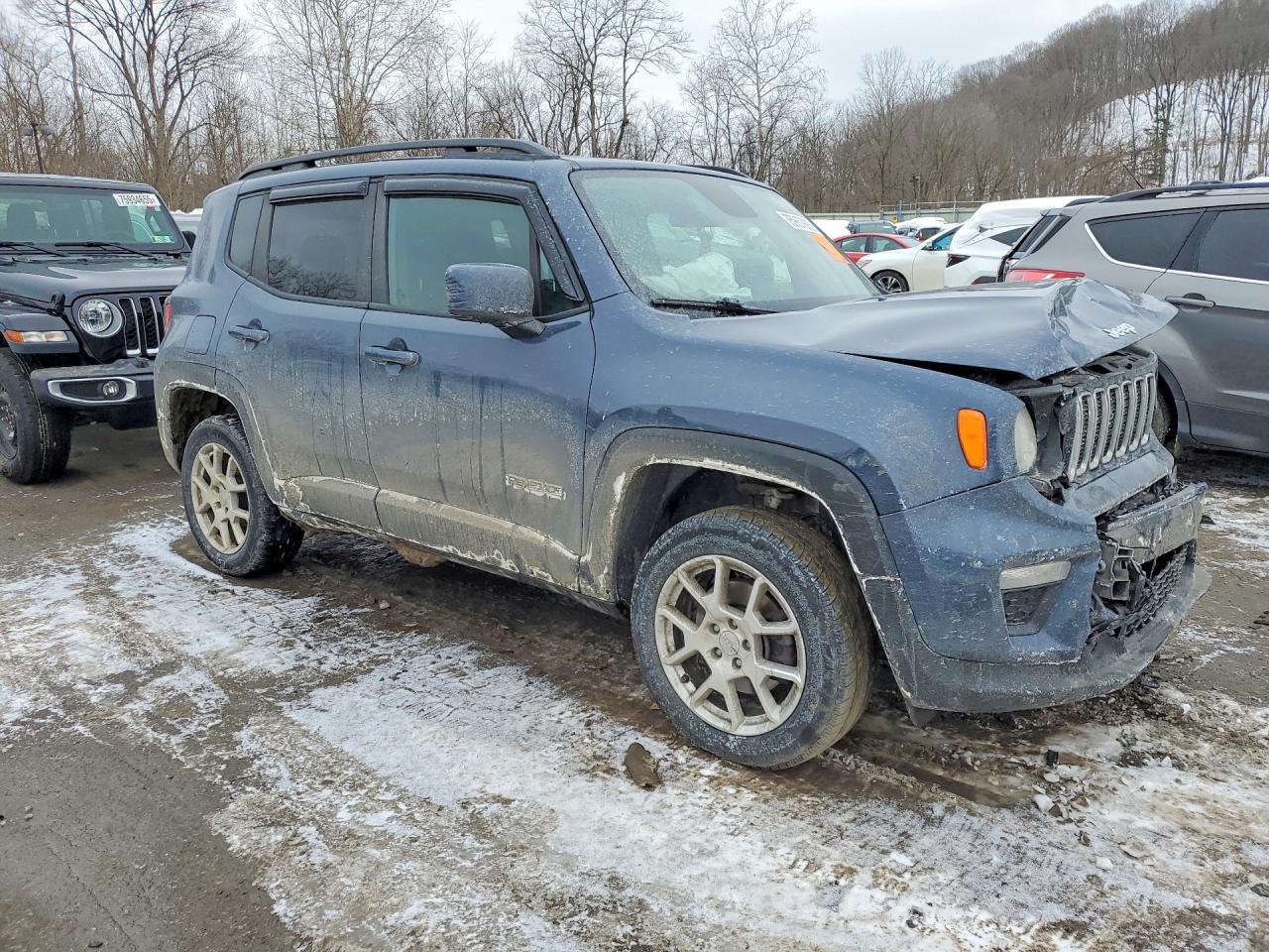 2019 Jeep Renegade Latitude - zdjęcie 4