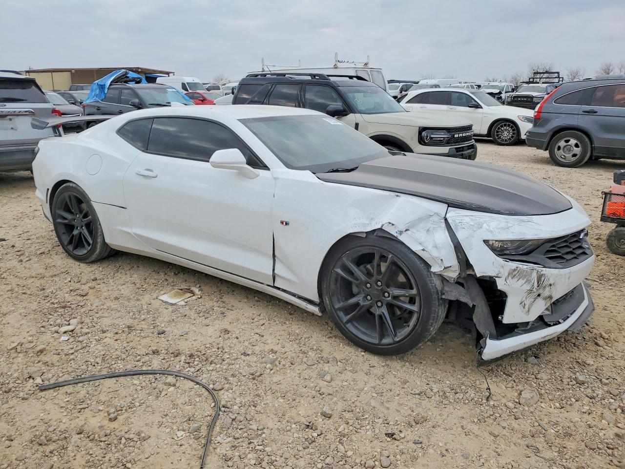 2019 Chevrolet Camaro Ls - zdjęcie 4