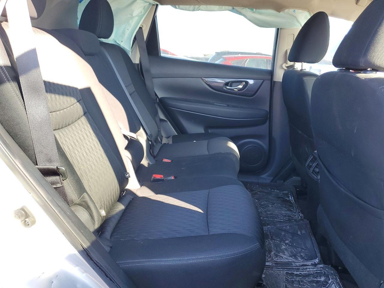 2020 Nissan Rogue Sv - zdjęcie 11