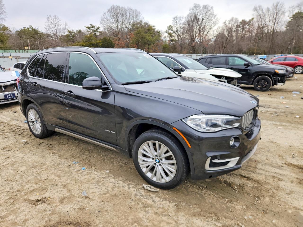 2017 BMW X5 xDrive35I - zdjęcie 4