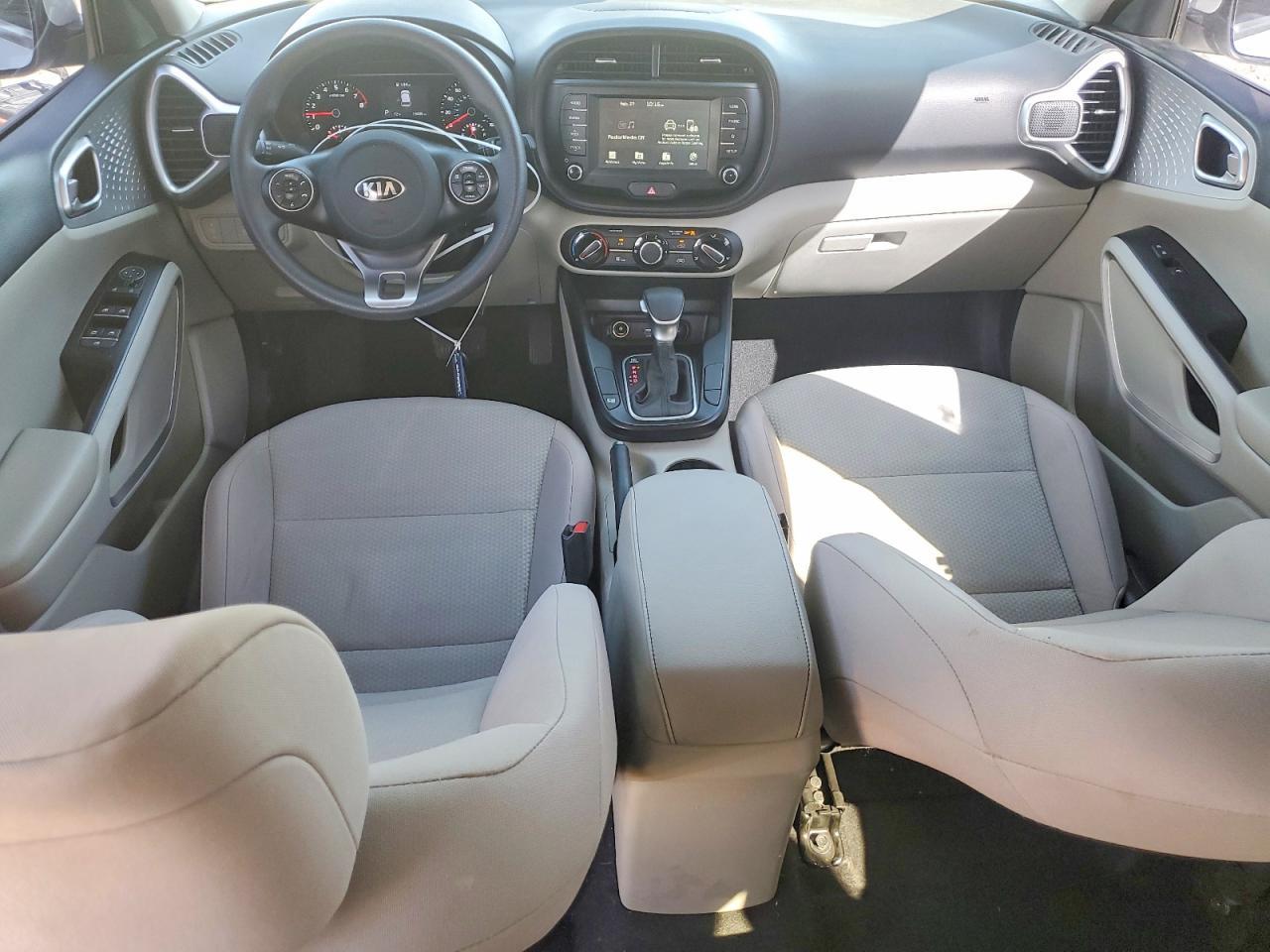 2021 Kia Soul Lx - zdjęcie 8