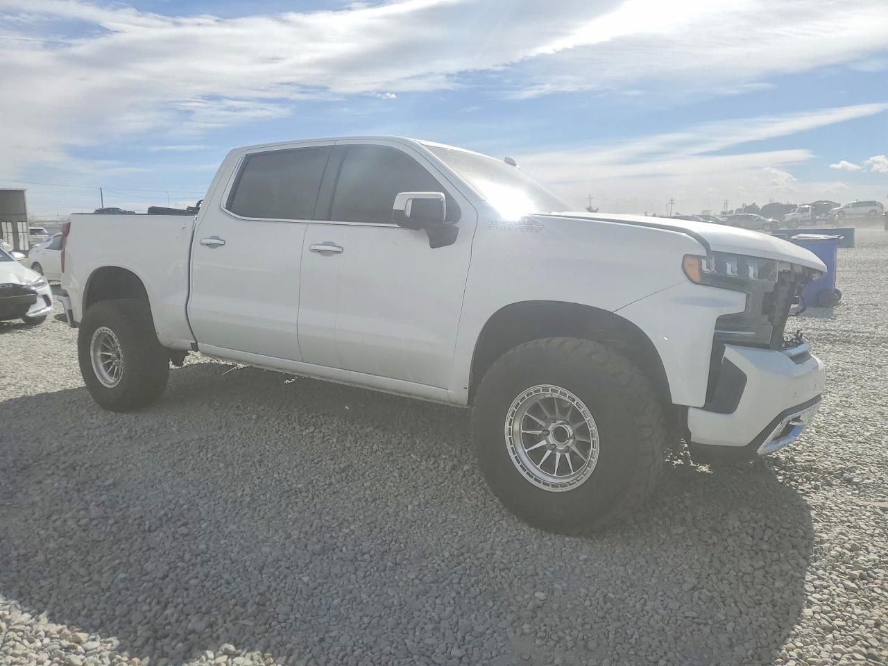 2021 Chevrolet Silverado K1500 High Country - zdjęcie 4
