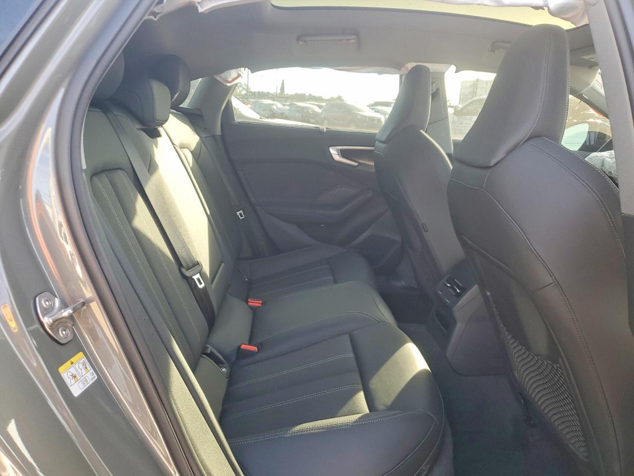 2025 Audi A5 Premium Plus - zdjęcie 10