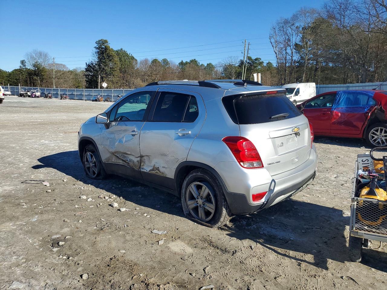 2021 Chevrolet Trax 1Lt - zdjęcie 2