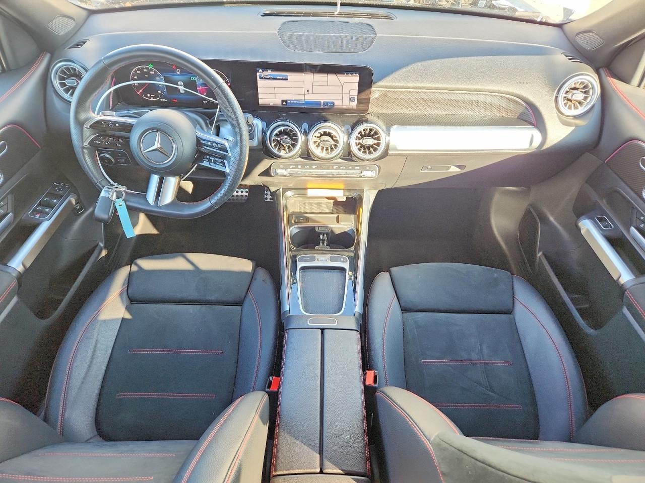 2024 Mercedes-Benz Glb 250 4Matic - zdjęcie 8