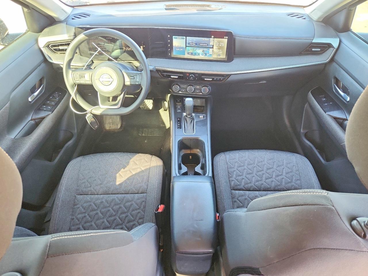 2025 Nissan Kicks Sv - zdjęcie 8