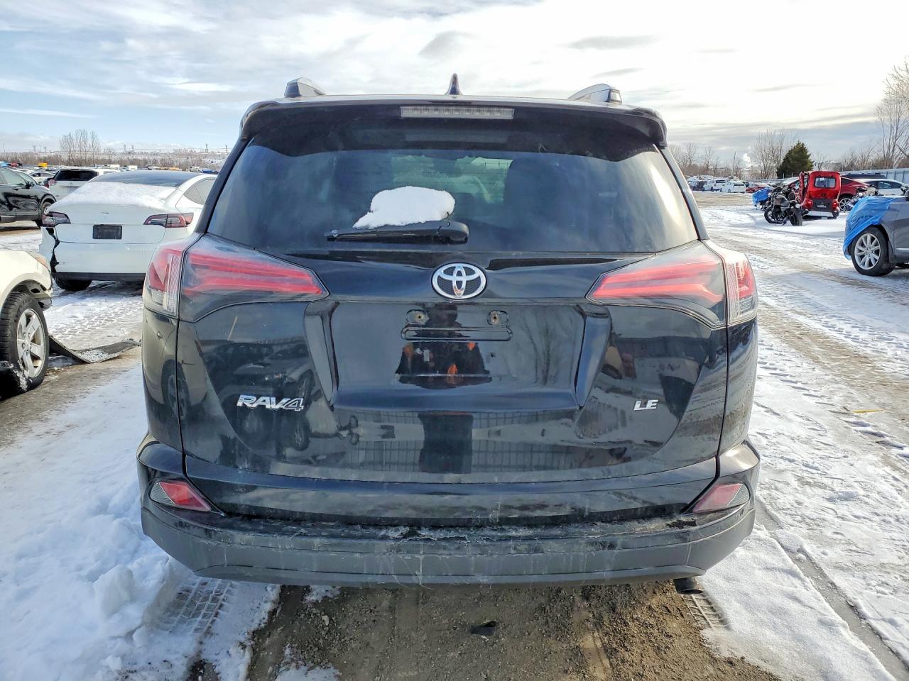 2018 Toyota Rav4 Le - zdjęcie 6