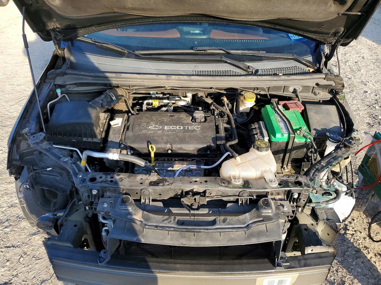 2016 Chevrolet Sonic Lt - zdjęcie 11