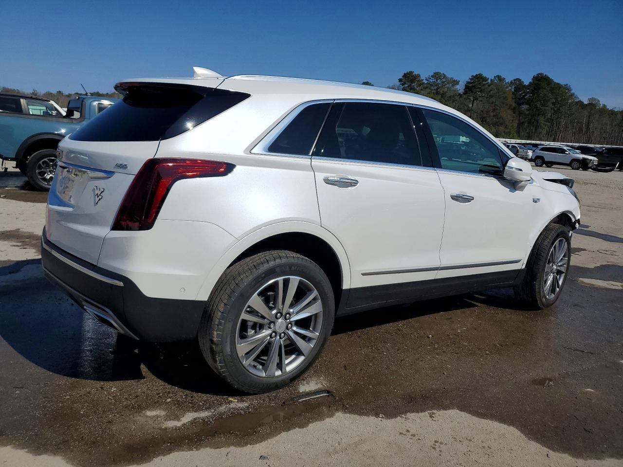 2025 Cadillac Xt5 Premium Luxury - zdjęcie 3