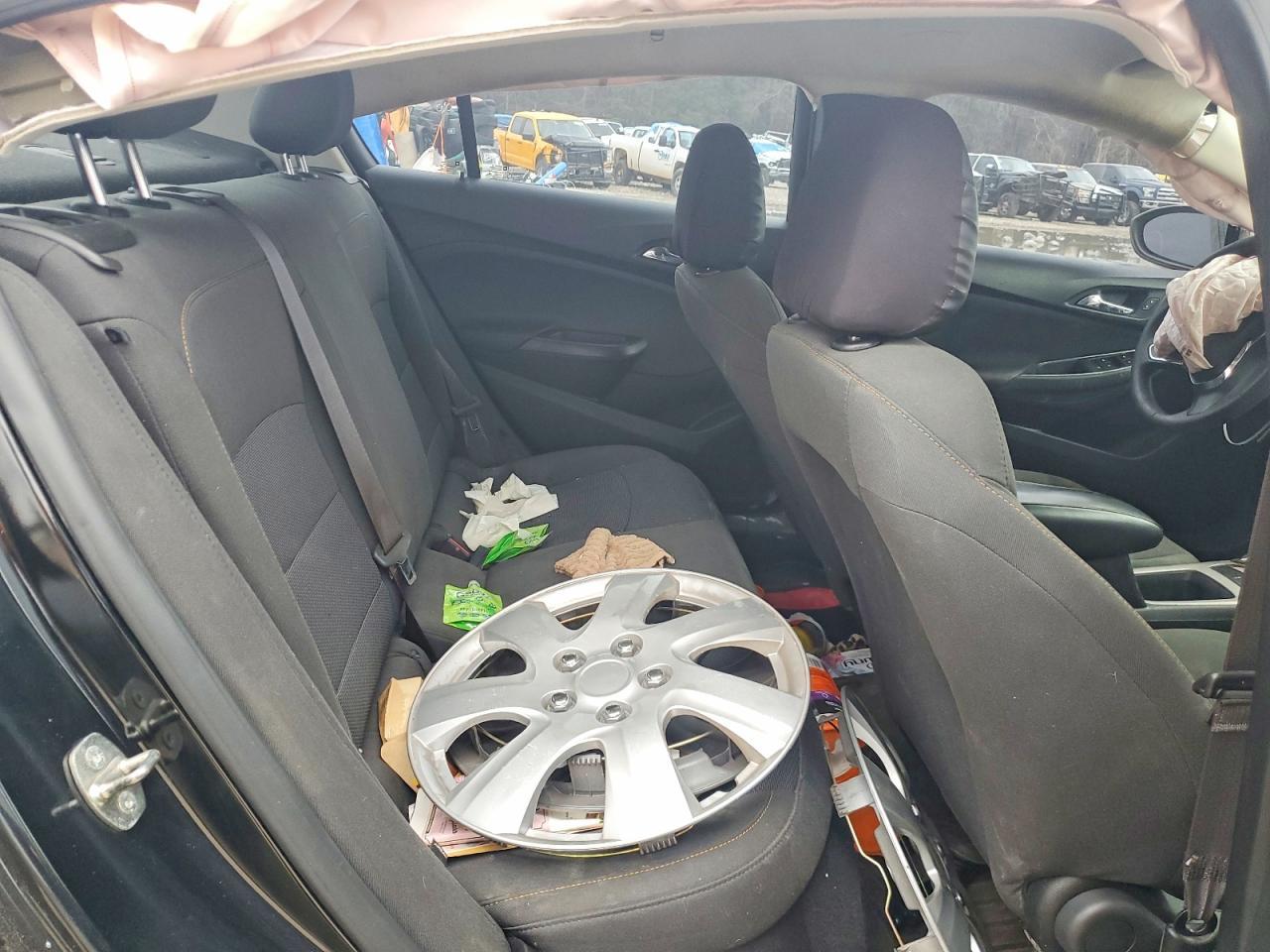 2017 Chevrolet Cruze Ls - zdjęcie 10