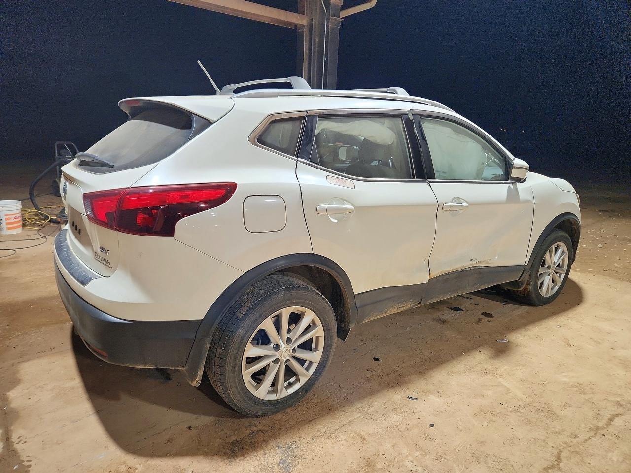 2018 Nissan Rogue Sport Sv - zdjęcie 3