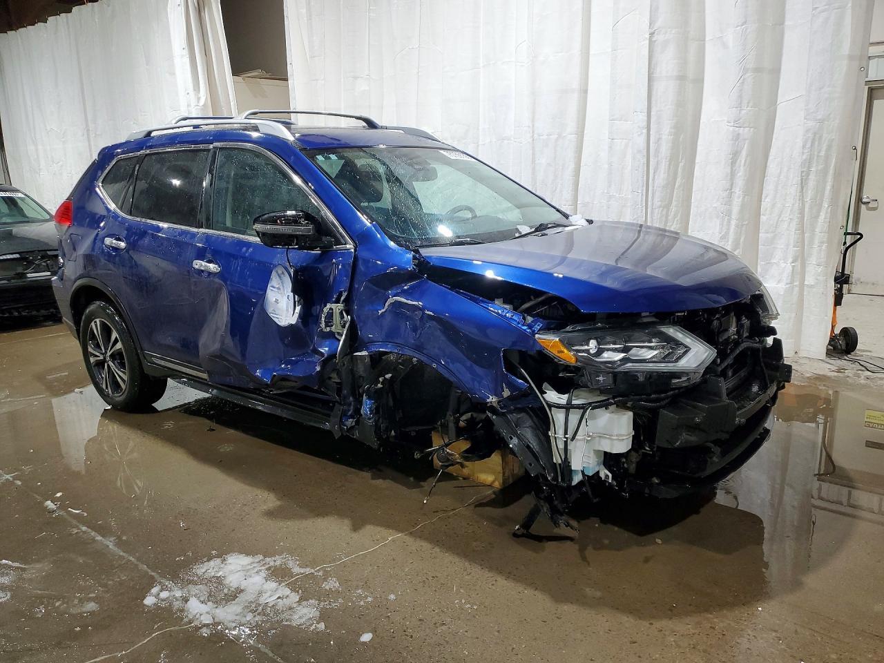 2017 Nissan Rogue S - zdjęcie 4