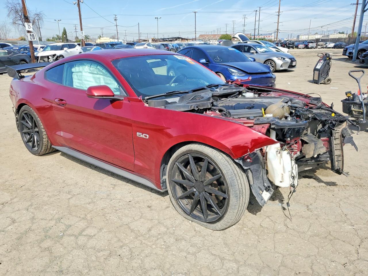 2019 Ford Mustang Gt - zdjęcie 4