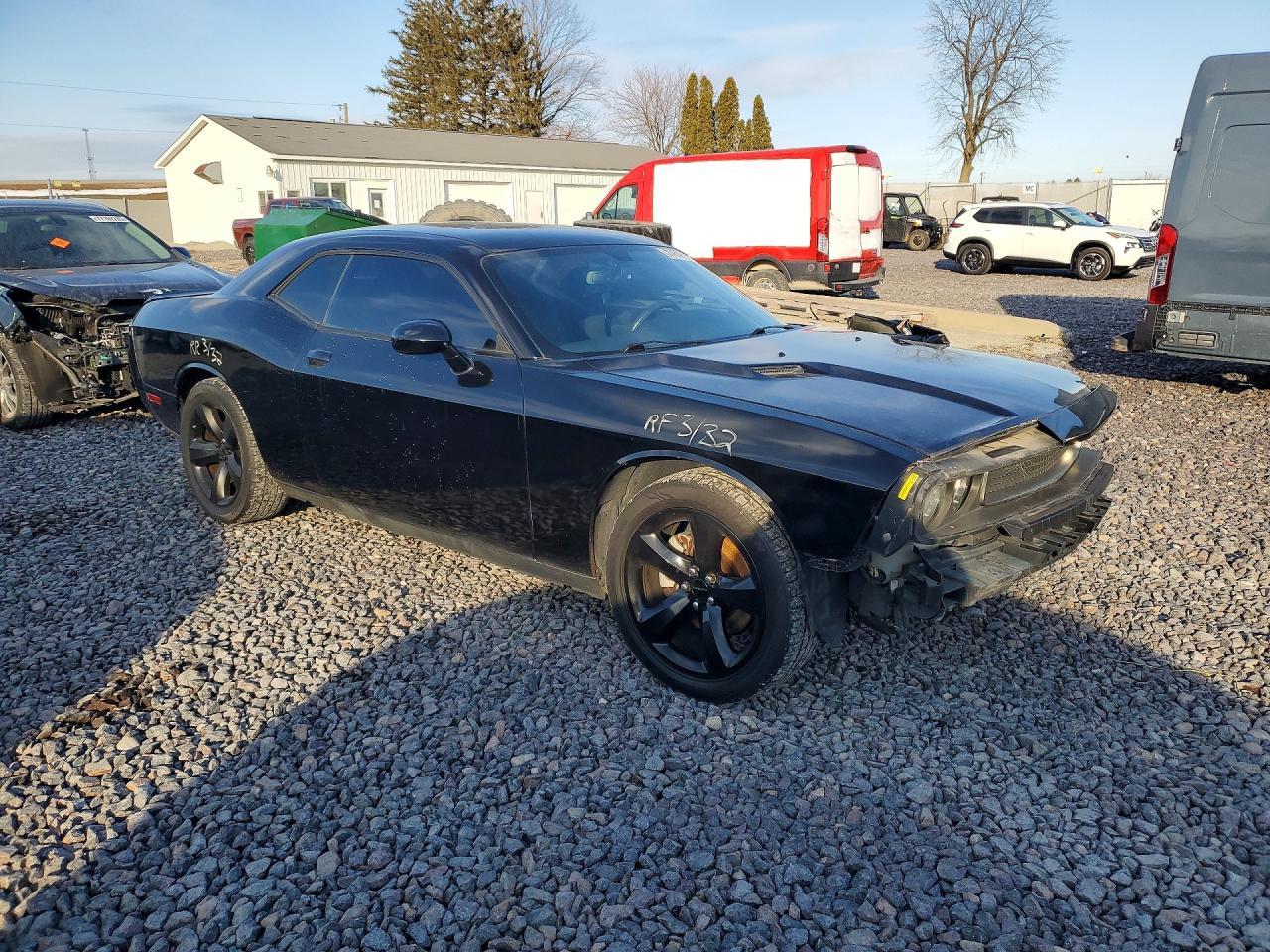 2013 Dodge Challenger Sxt - zdjęcie 4