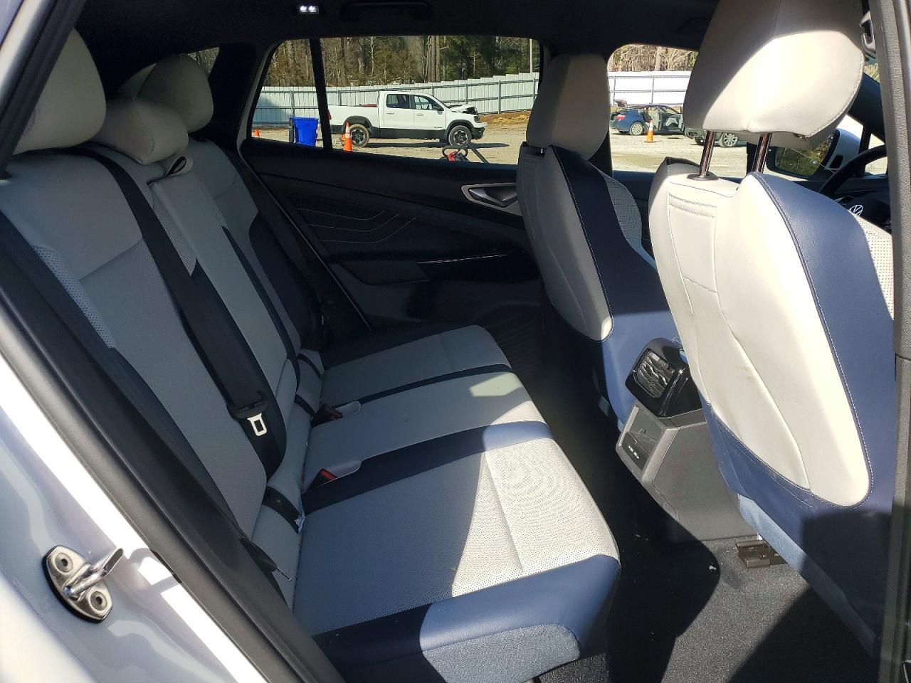 2025 Volkswagen Id.4 Pro S - zdjęcie 10