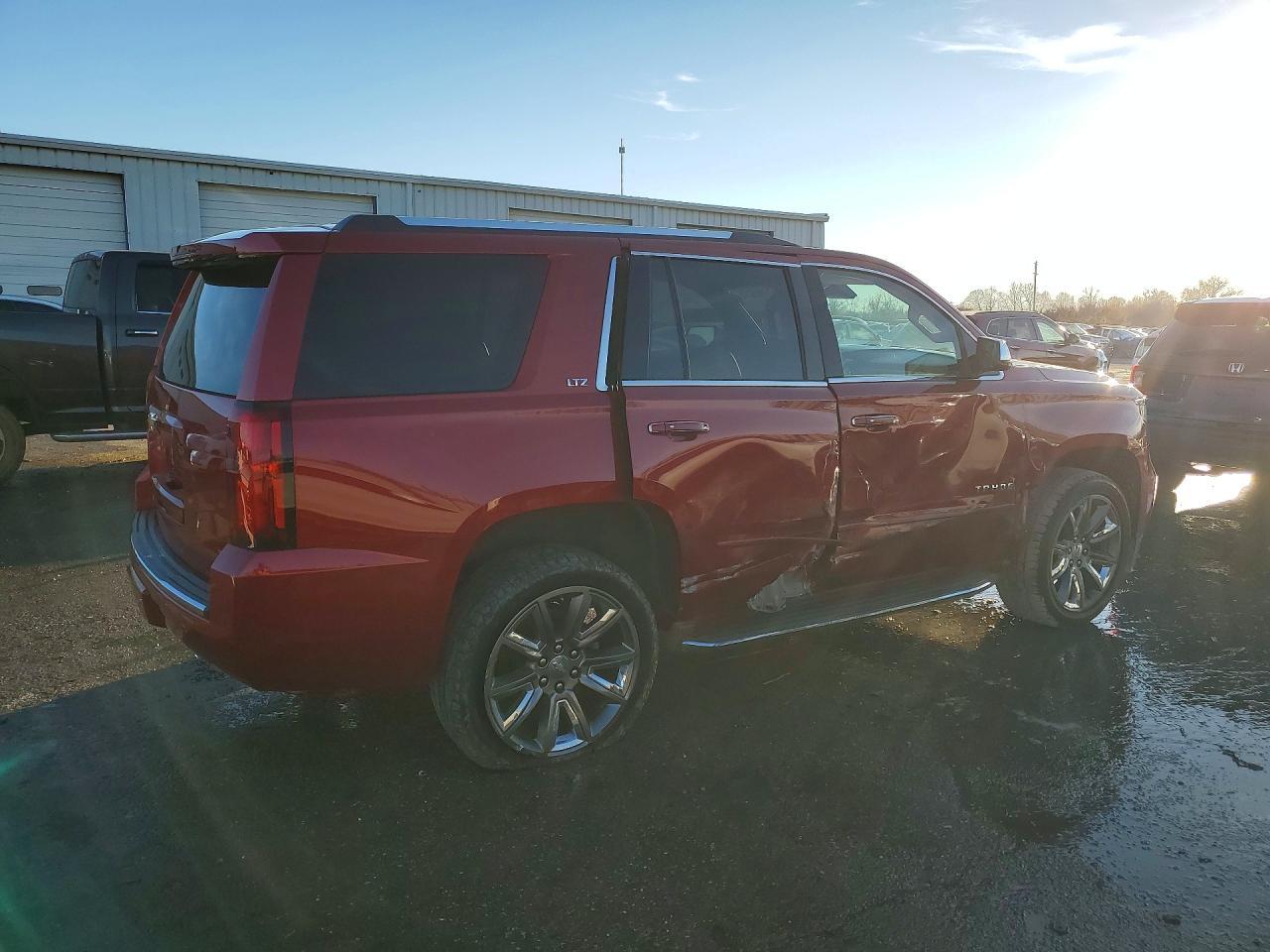 2015 Chevrolet Tahoe C1500 Ltz - zdjęcie 3