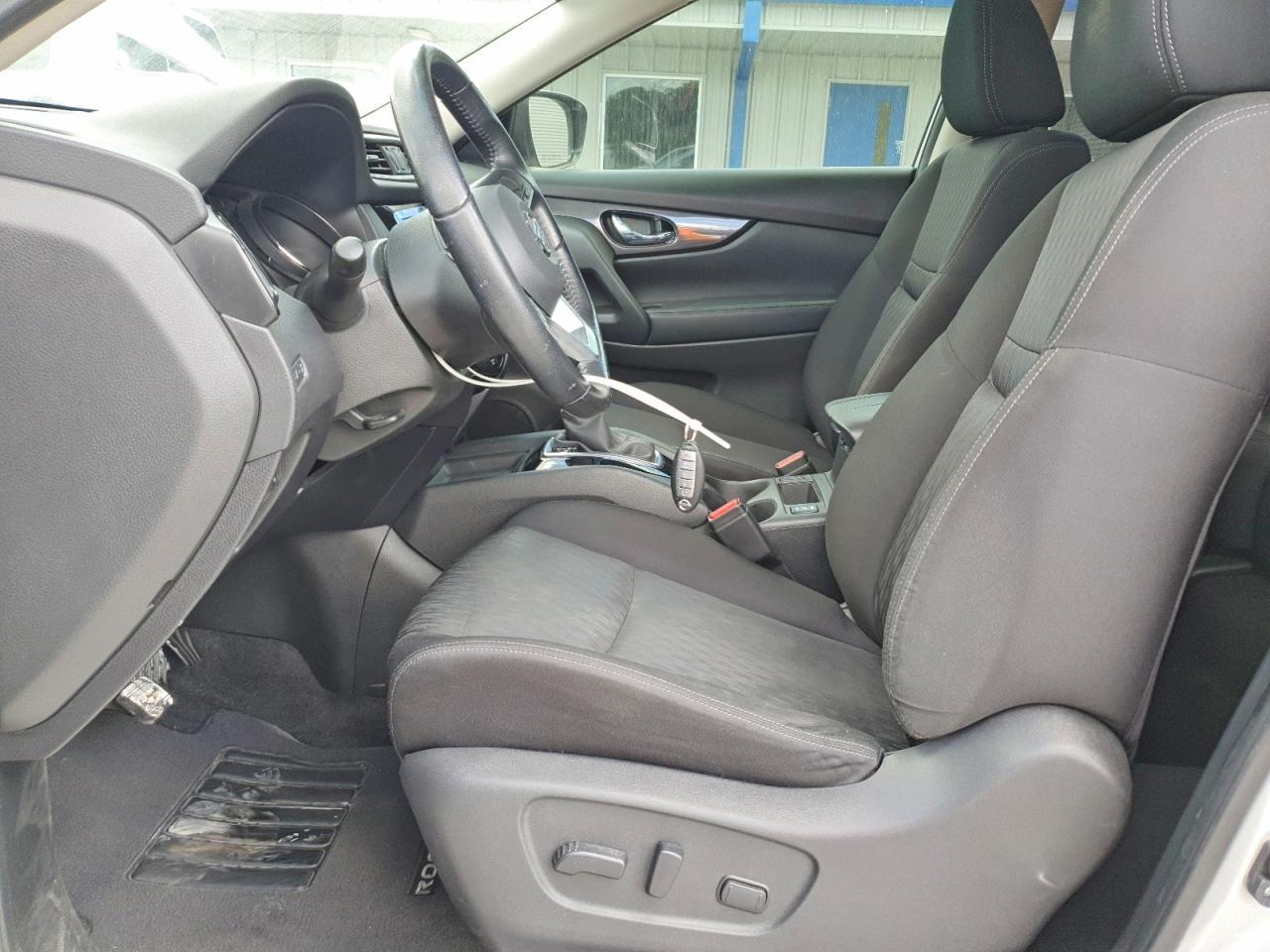 2020 Nissan Rogue Sv - zdjęcie 7