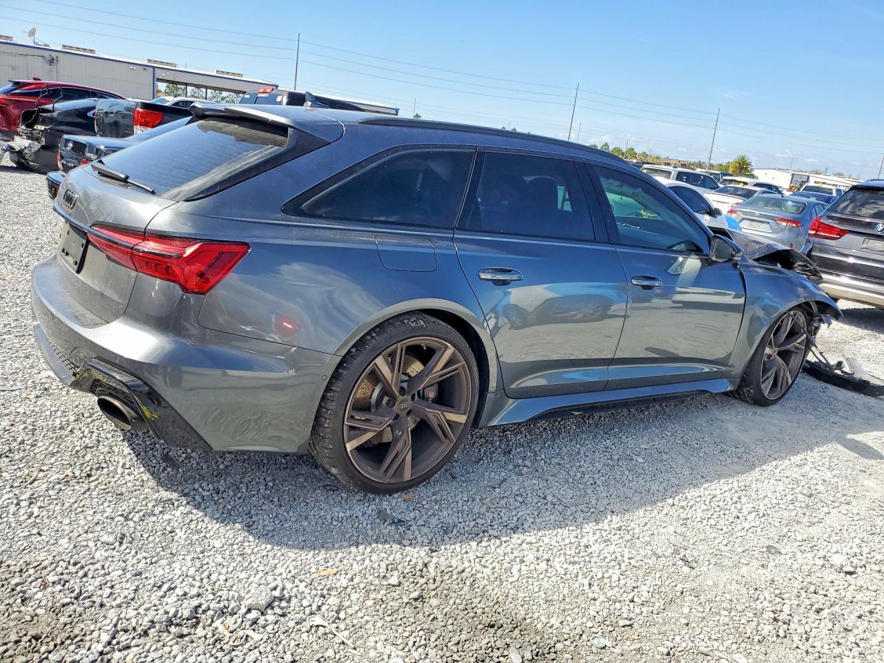 2021 Audi Rs6 - zdjęcie 3