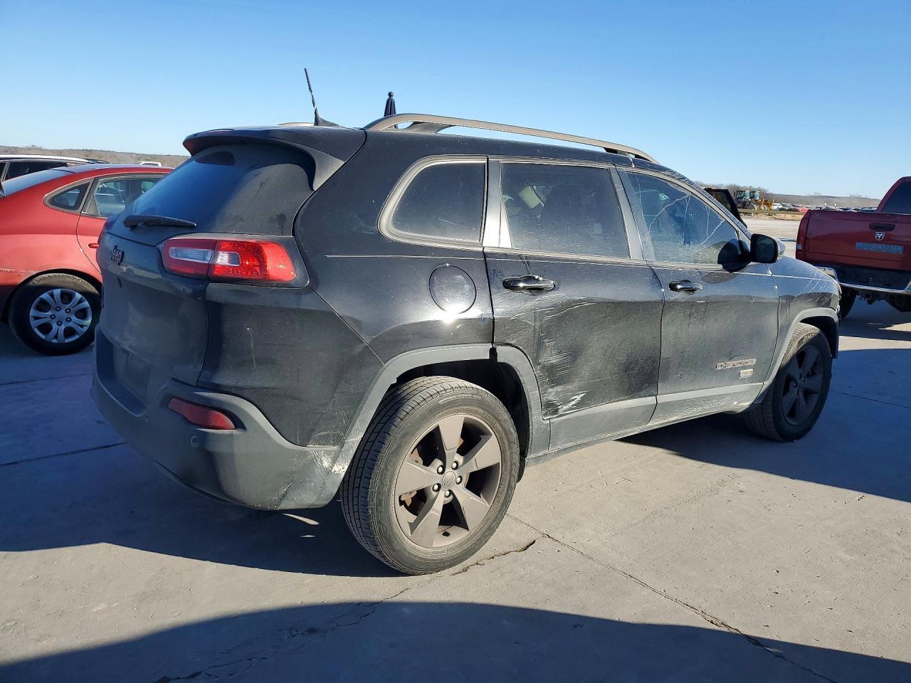 2017 Jeep Cherokee Latitude - zdjęcie 3