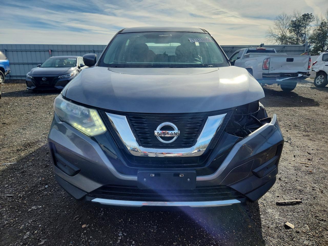 2017 Nissan Rogue S - zdjęcie 5