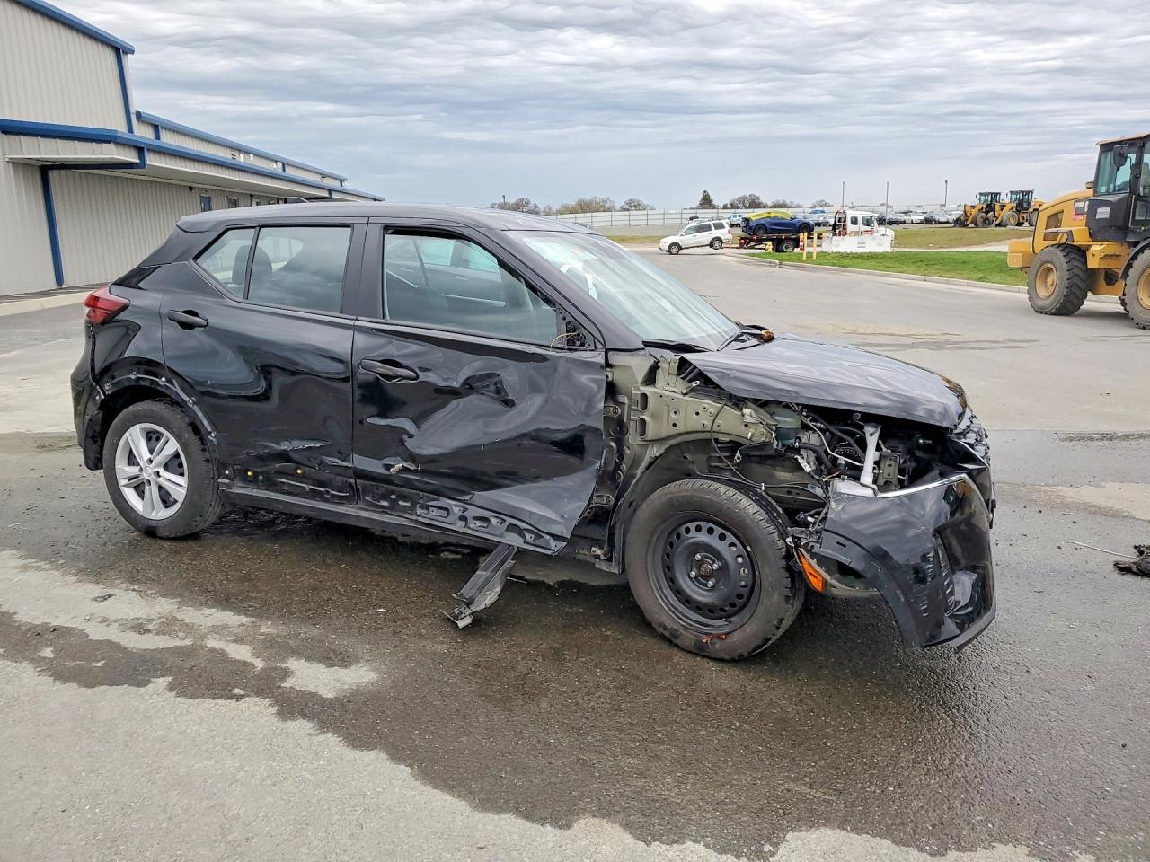 2024 Nissan Kicks S - zdjęcie 4