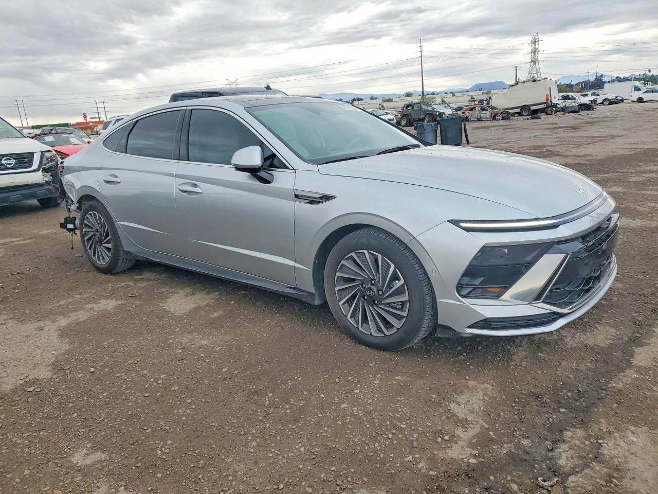 2025 Hyundai Sonata Hybrid - zdjęcie 4