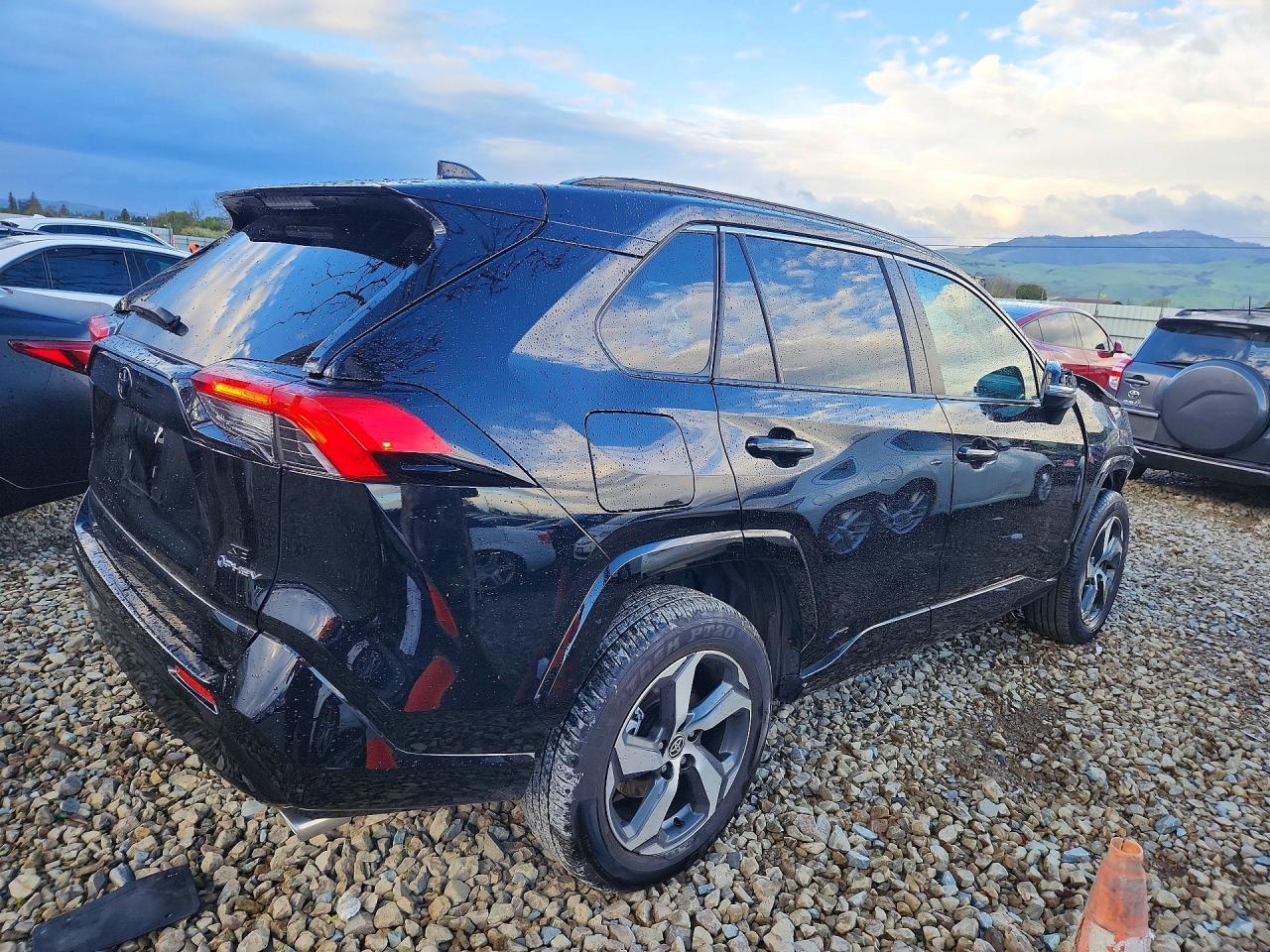 2025 Toyota Rav4 Se - zdjęcie 3