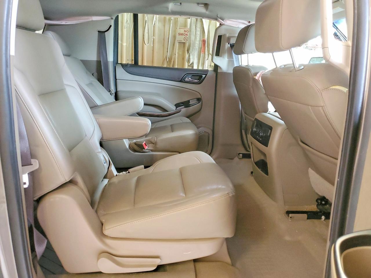 2019 GMC Yukon Xl K1500 Slt - zdjęcie 11