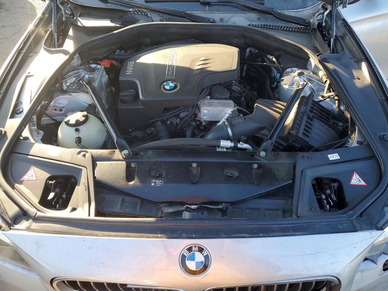 2016 BMW 528 Xi - zdjęcie 11