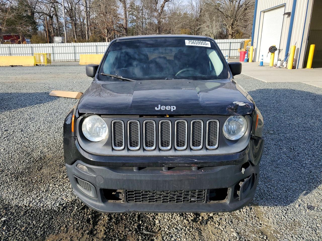 2016 Jeep Renegade Sport - zdjęcie 5