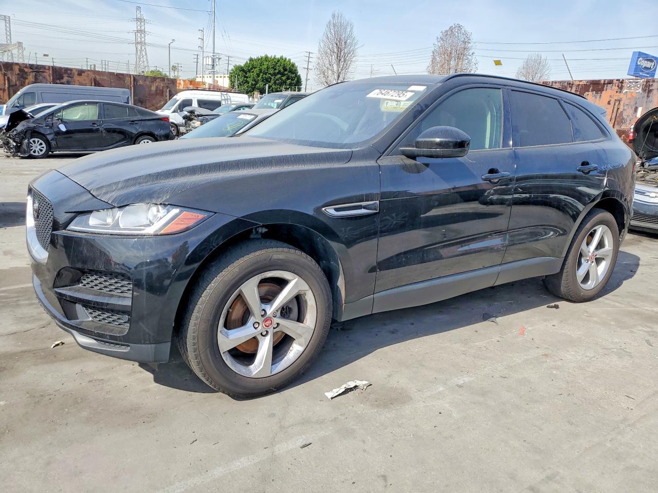 2017 Jaguar F-Pace Premium - zdjęcie główne