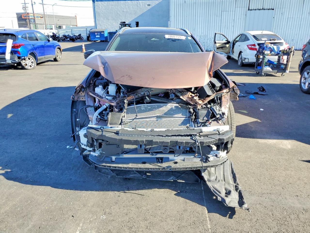 2025 Toyota Crown Signia Limited - zdjęcie 5