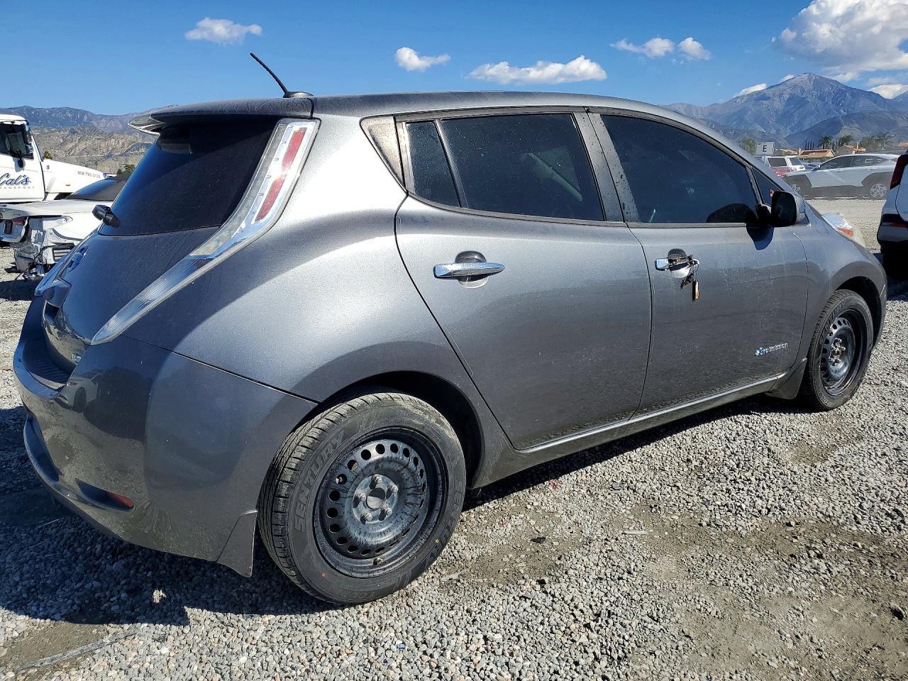 2016 Nissan Leaf S - zdjęcie 3