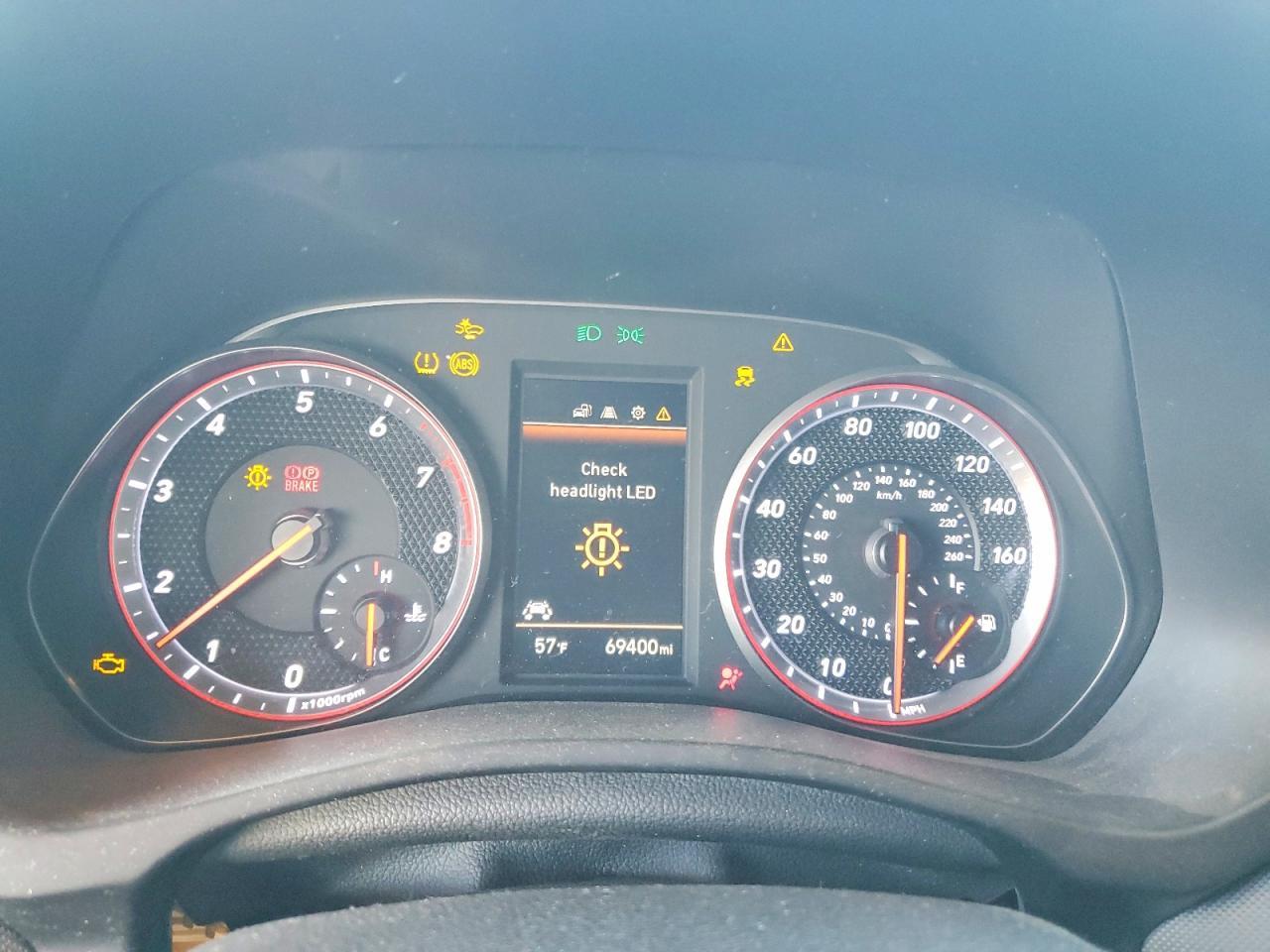 2020 Hyundai Veloster Turbo - zdjęcie 9