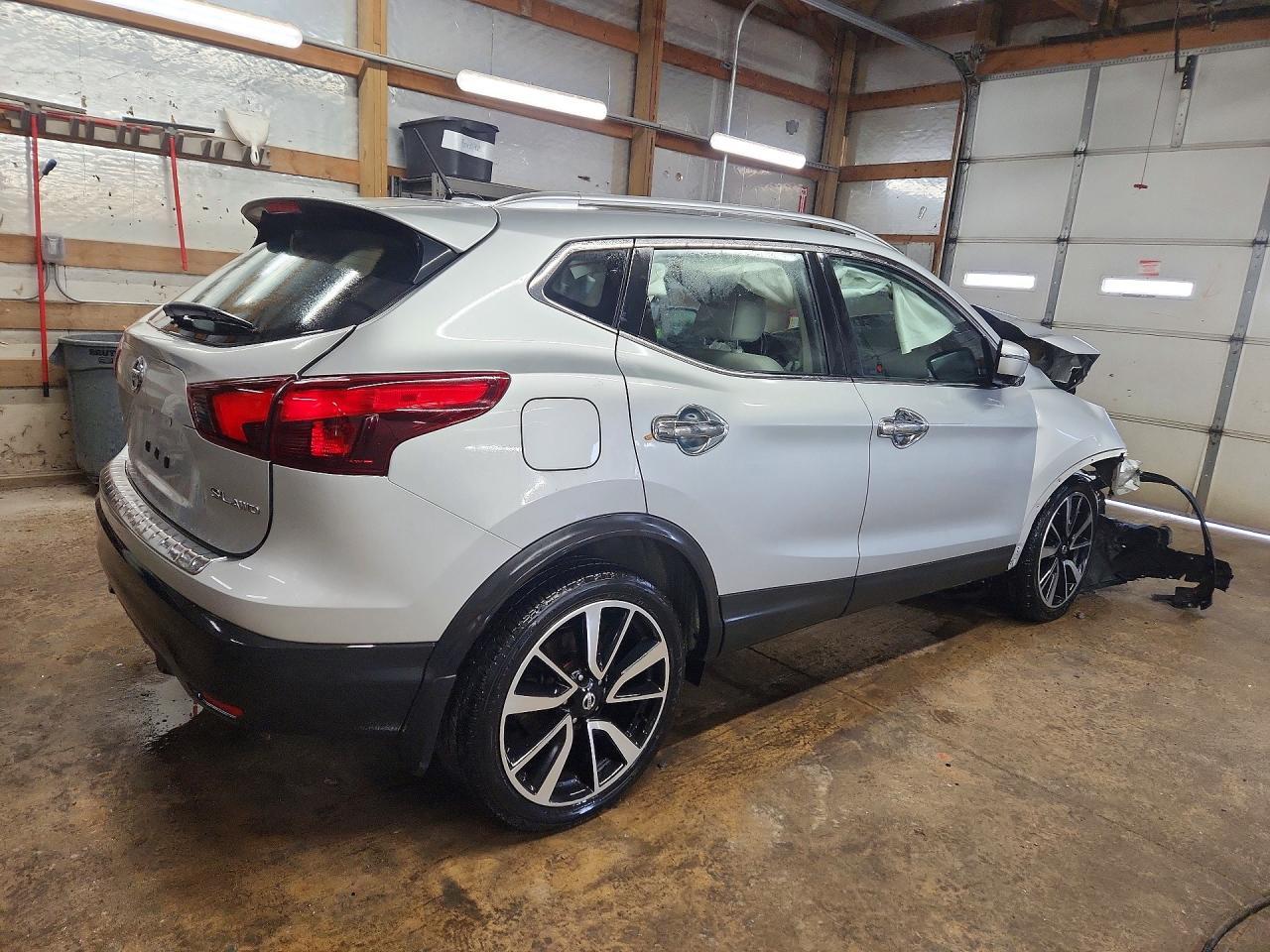 2018 Nissan Rogue Sport Sl - zdjęcie 3