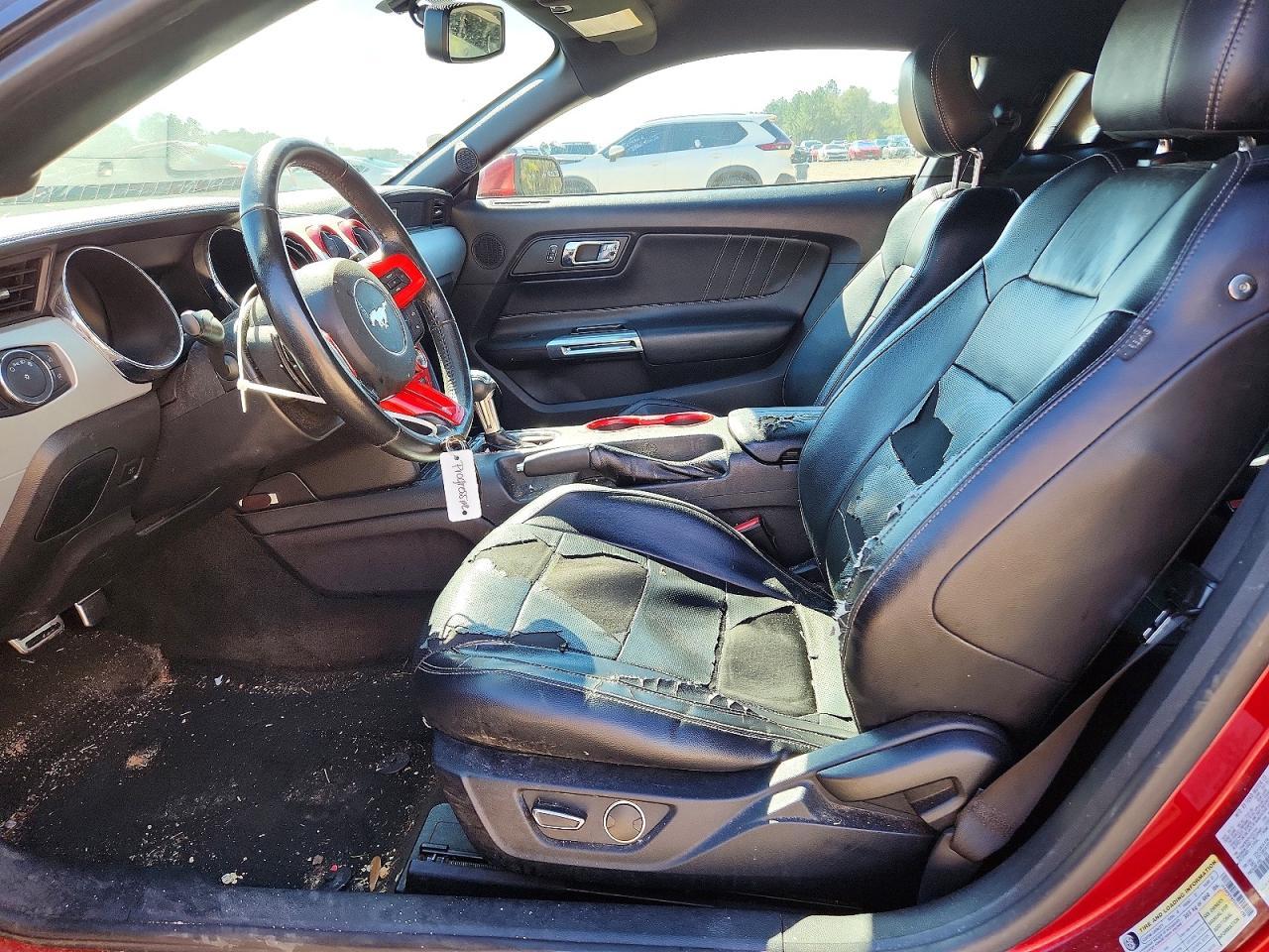 2016 Ford Mustang - zdjęcie 7