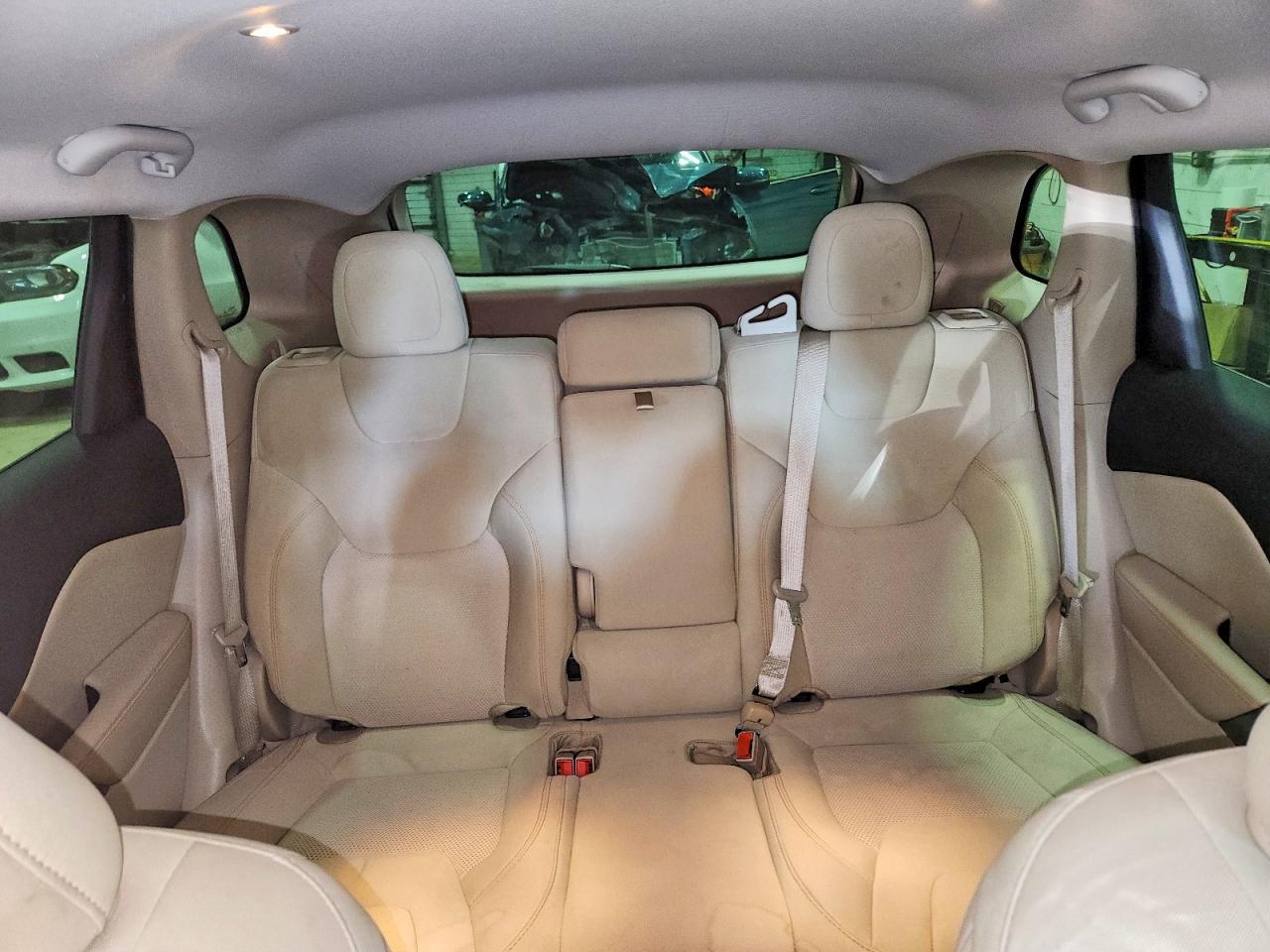 2020 Jeep Cherokee Latitude - zdjęcie 10