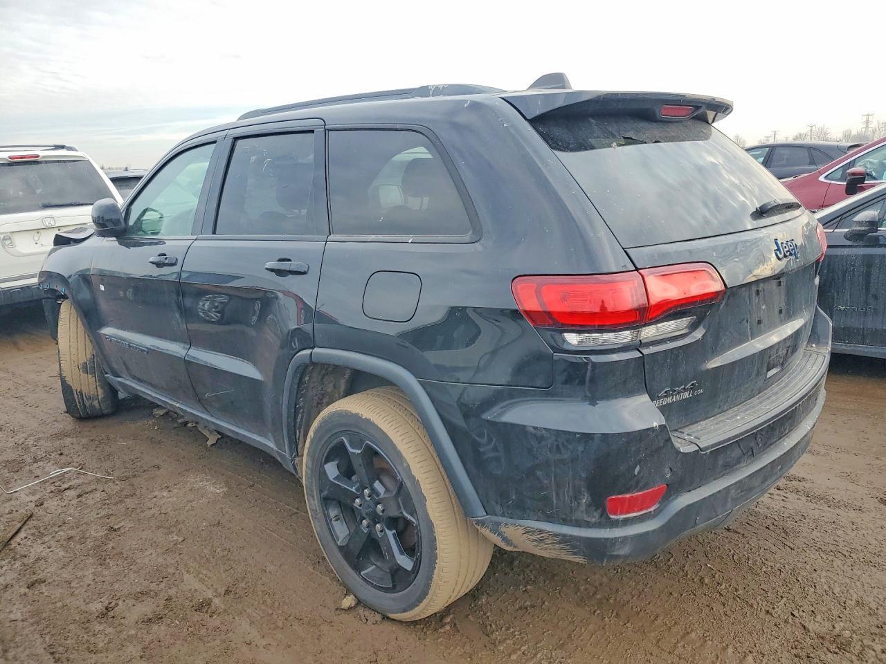 2019 Jeep Grand Cherokee Laredo - zdjęcie 2