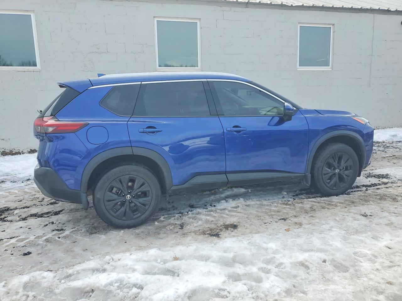 2021 Nissan Rogue Sv - zdjęcie 3