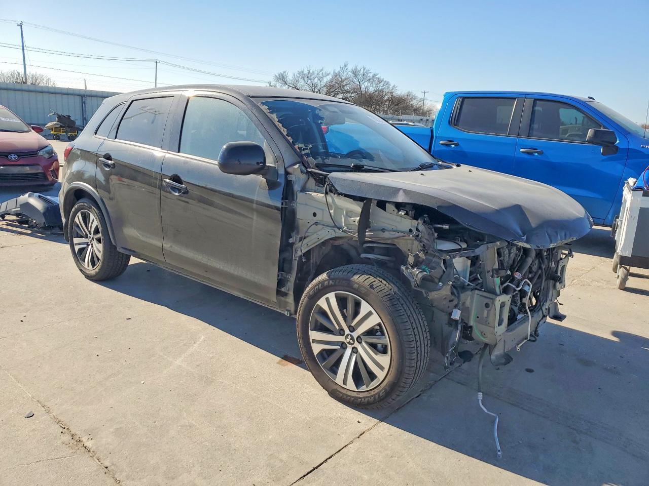 2022 Mitsubishi Outlander Sport Es - zdjęcie 4