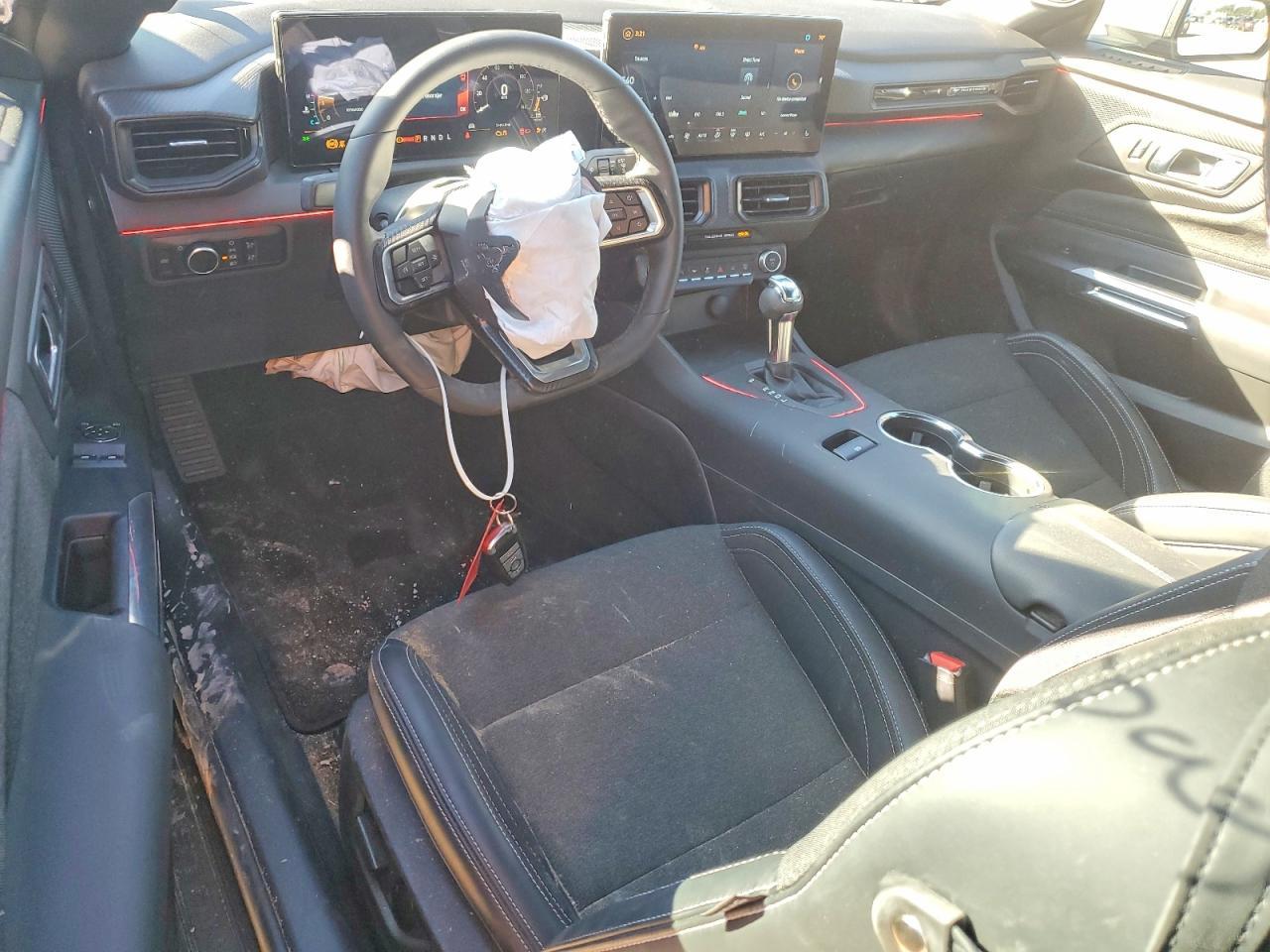 2025 Ford Mustang - zdjęcie 8