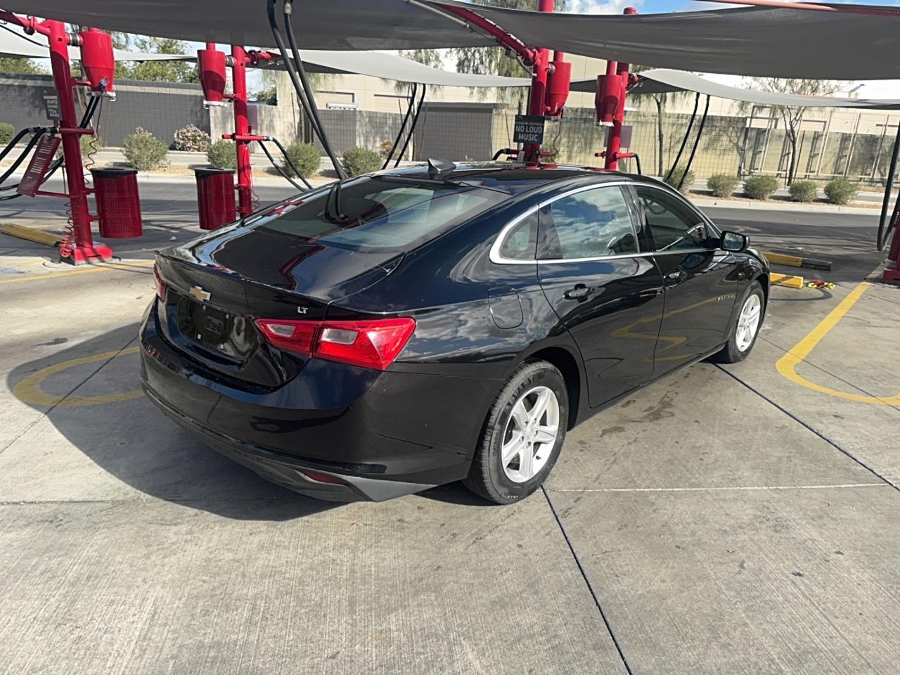 2023 Chevrolet Malibu Ls - zdjęcie 4