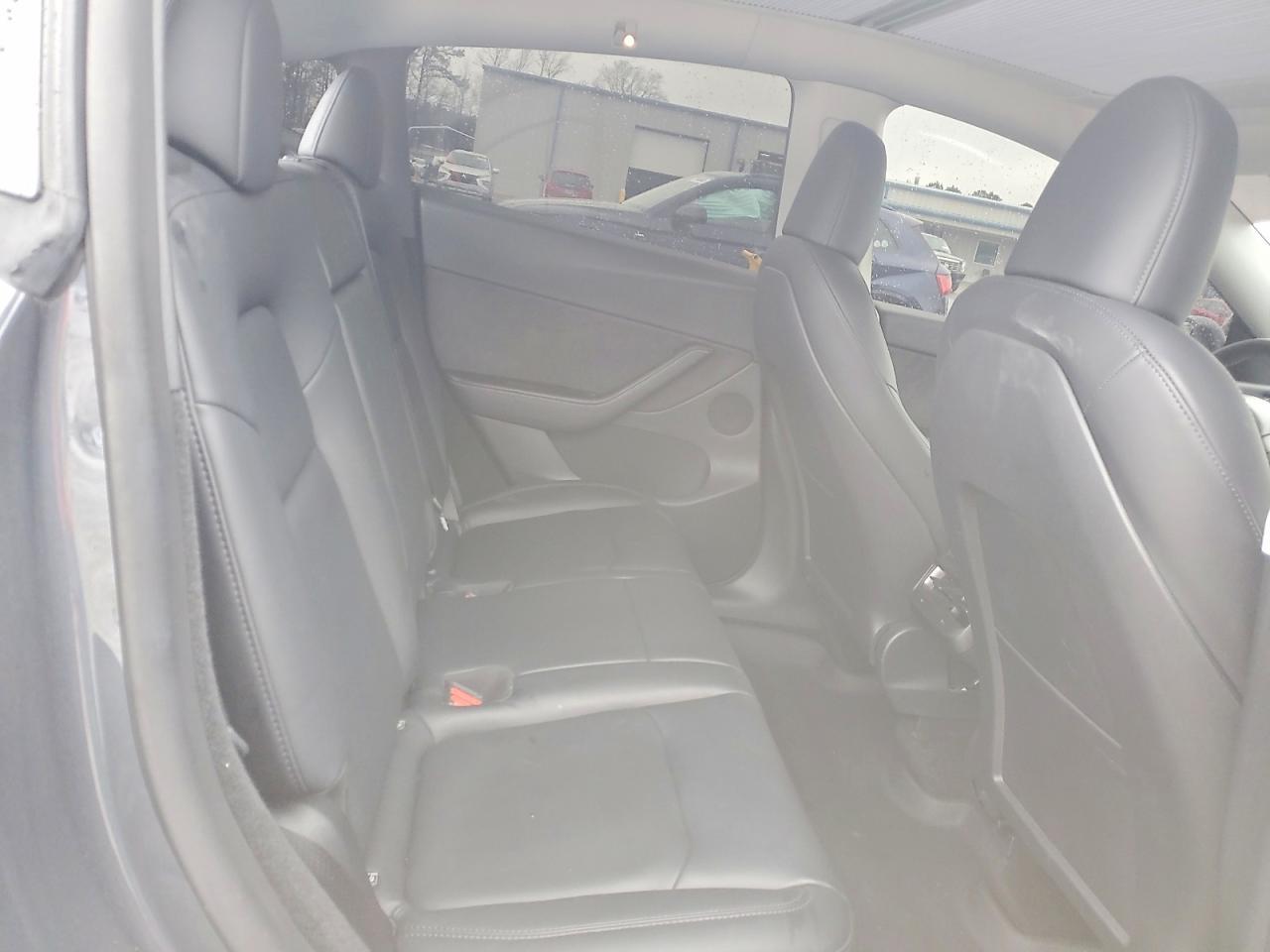 2022 Tesla Model Y - zdjęcie 10