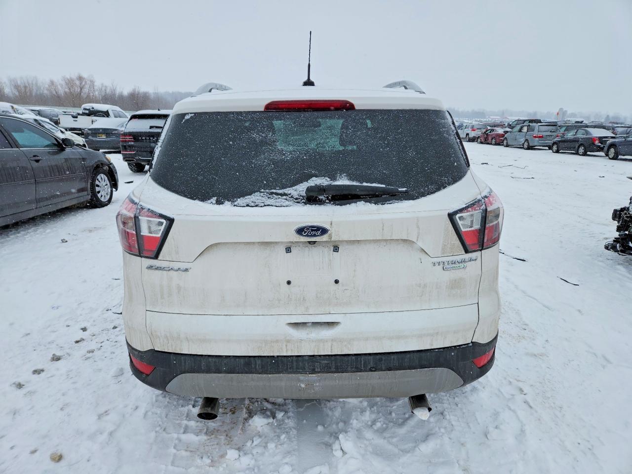 2017 Ford Escape Titanium - zdjęcie 6