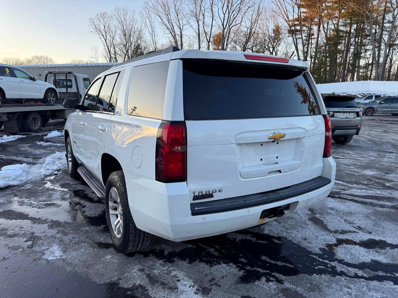 2017 Chevrolet Tahoe K1500 Lt - zdjęcie 2
