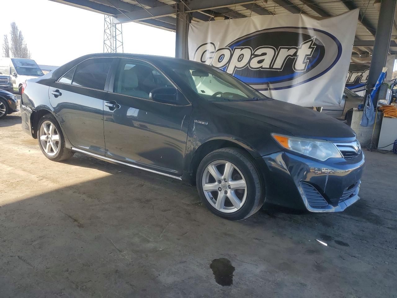 2013 Toyota Camry Hybrid - zdjęcie 4