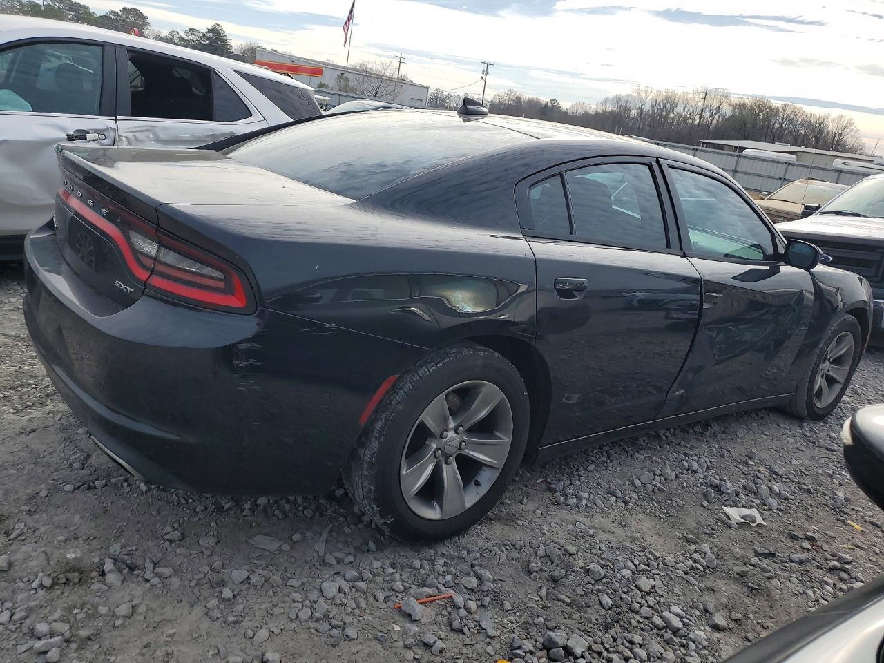 2016 Dodge Charger Sxt - zdjęcie 3