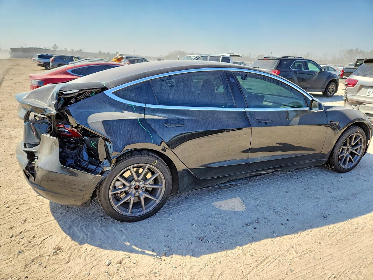 2018 Tesla Model 3 - zdjęcie 3