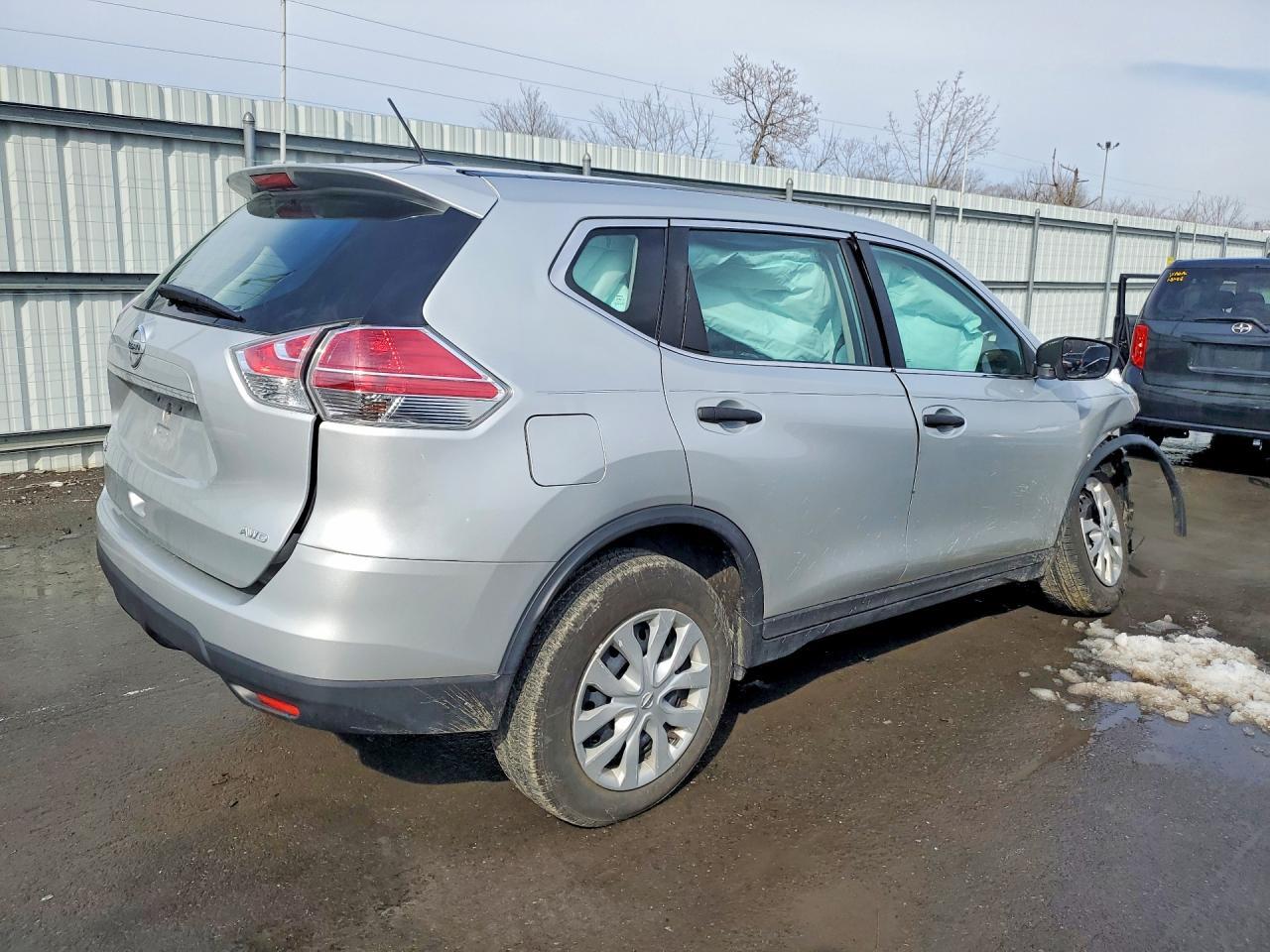 2016 Nissan Rogue S - zdjęcie 3